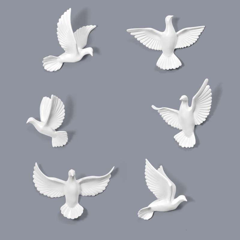 WALL MOUNTED RESIN BIRDS STATUE