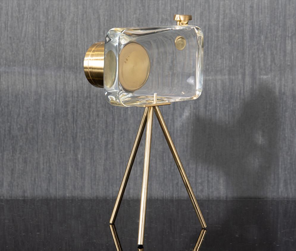 CRYSTAL CAMERA
